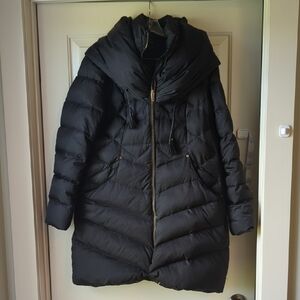Via Spiga Black Puffer Coat